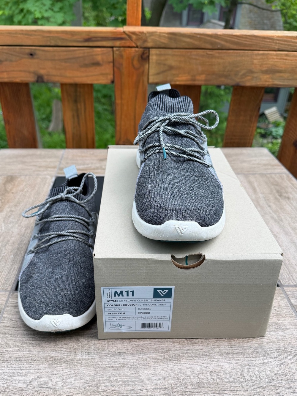 Vessi Men’s Charcoal Grey CityScape Classic Sneaker | size 11